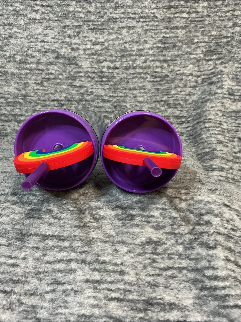 RAINBOW CUPS 18oz TUMBLER SET WITH STRAWS.
